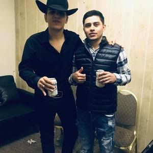 Meet your Posher, Manuel